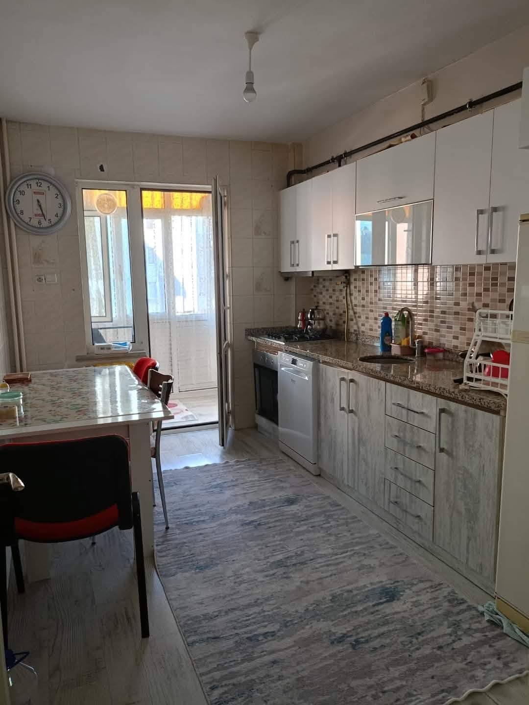 Mutfak lavabo gideri temizleme